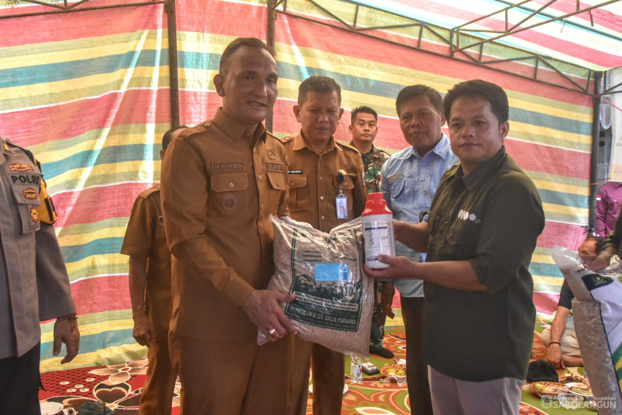 1 Agustus 2025&nbsp; Silaturahmi dan Audiensi dengan Masyarakat Desa Sungai Bemban Bertempat di Rumah Kades Sungai Bemban