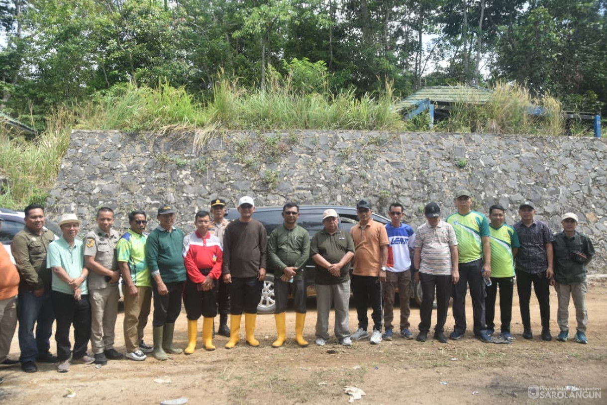 5 November 2025 Meninjau jalan Taman Nasional Bukit Dua Belas Kecamatan Air Hitam