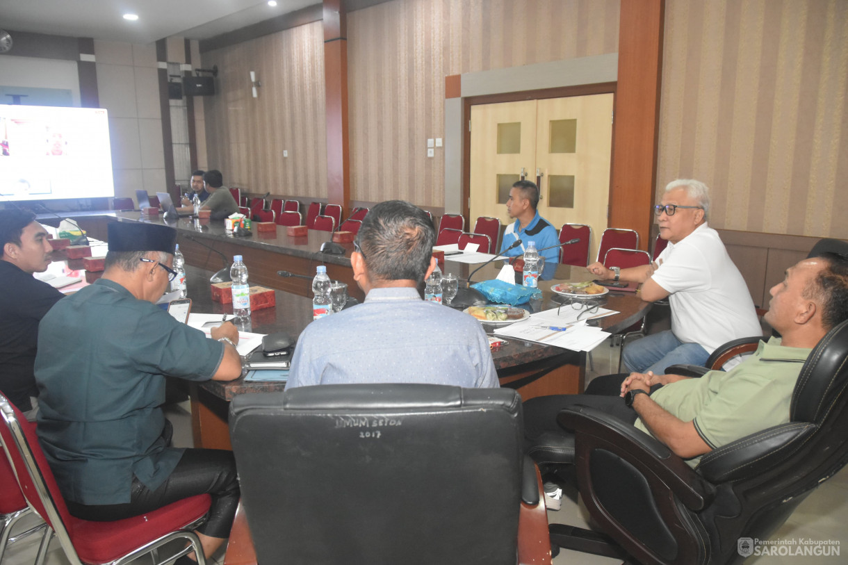 25 Juli 2025 - Zoom Meeting Audiensi dengan Dirjen Perimbangan dan Keuangan Daerah Kemenkeu RI di Ruang Pola Utama Kantor Bupati Sarolangun