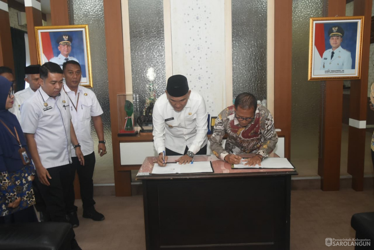27 Agustus 2025&nbsp; Penandatanganan MOU Kerjasama Antara Kantor Wilayah Direktorat Jenderal Perbendaharaan Provinsi Jambi Dengan Pemerintah Kabupaten Sarolangun