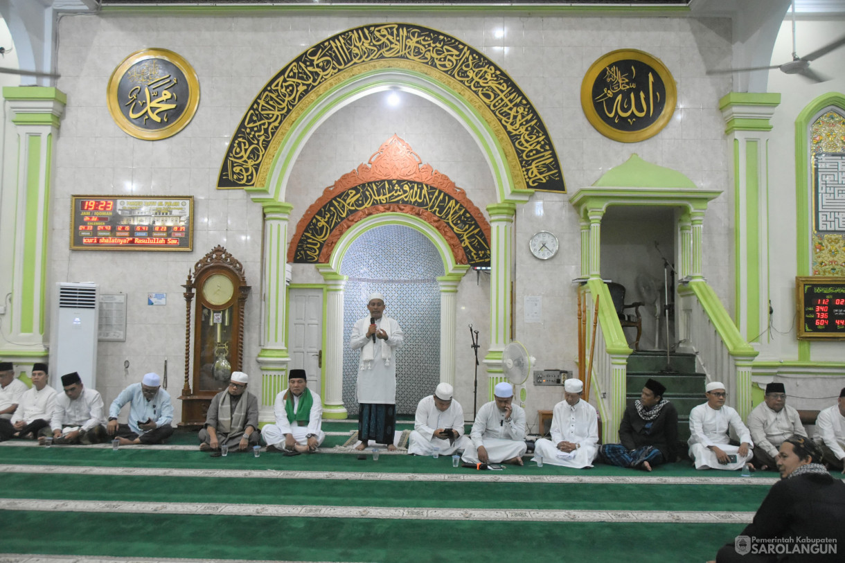 31 Desember 2023 - Sholat Maghrib Berjamaah, Yasinan Dan Doa Awal Tahun 2024, Pemda Kabupaten Sarolangun Di Masjid Al Falah Sarolangun