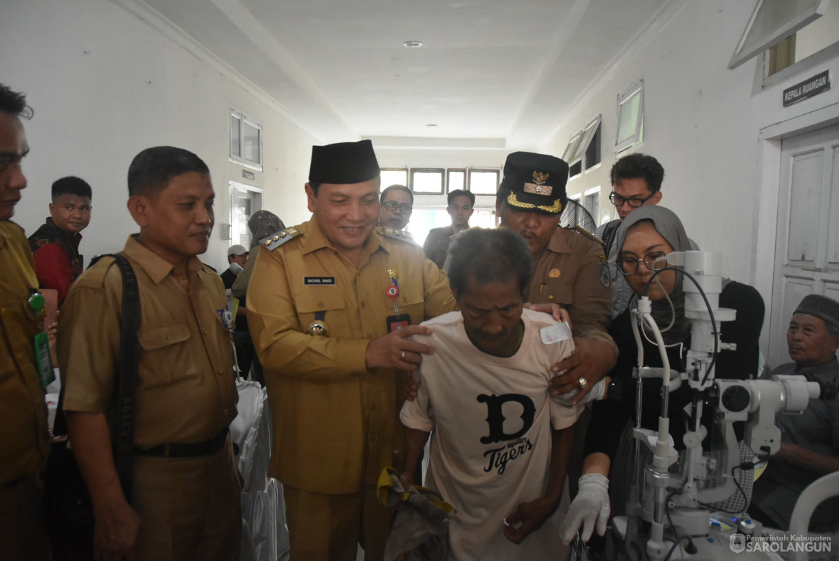 19 Agustus 2024 - Bakti Sosial Operasi Katarak RSUD Prof Dr. H. M Chatib Quzwain Program Bakti Sosial Kementerian Sosial RI Bekerjasama dengan Pemerintah Kab. Sarolangun dan Perhimpunan Dokter Spesialis Mata Indonesia, Bertempat di RSUD Prof Dr. H. M C