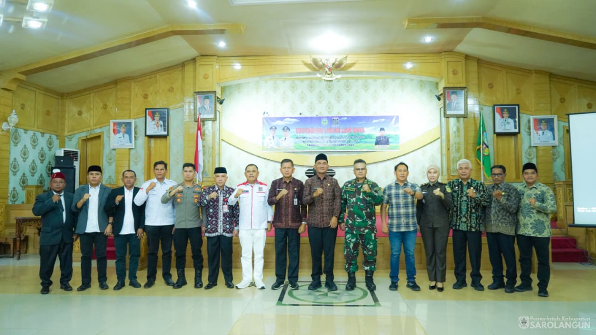 23 Oktober 2025&nbsp; Pembukaan Musyawarah Cabang Luar Biasa Pemilihan Ketua APDESI Merah Putih Kab Sarolangun Periode 2025 sd 2030 Bertempat di ruang pola kantor bupati Sarolangun