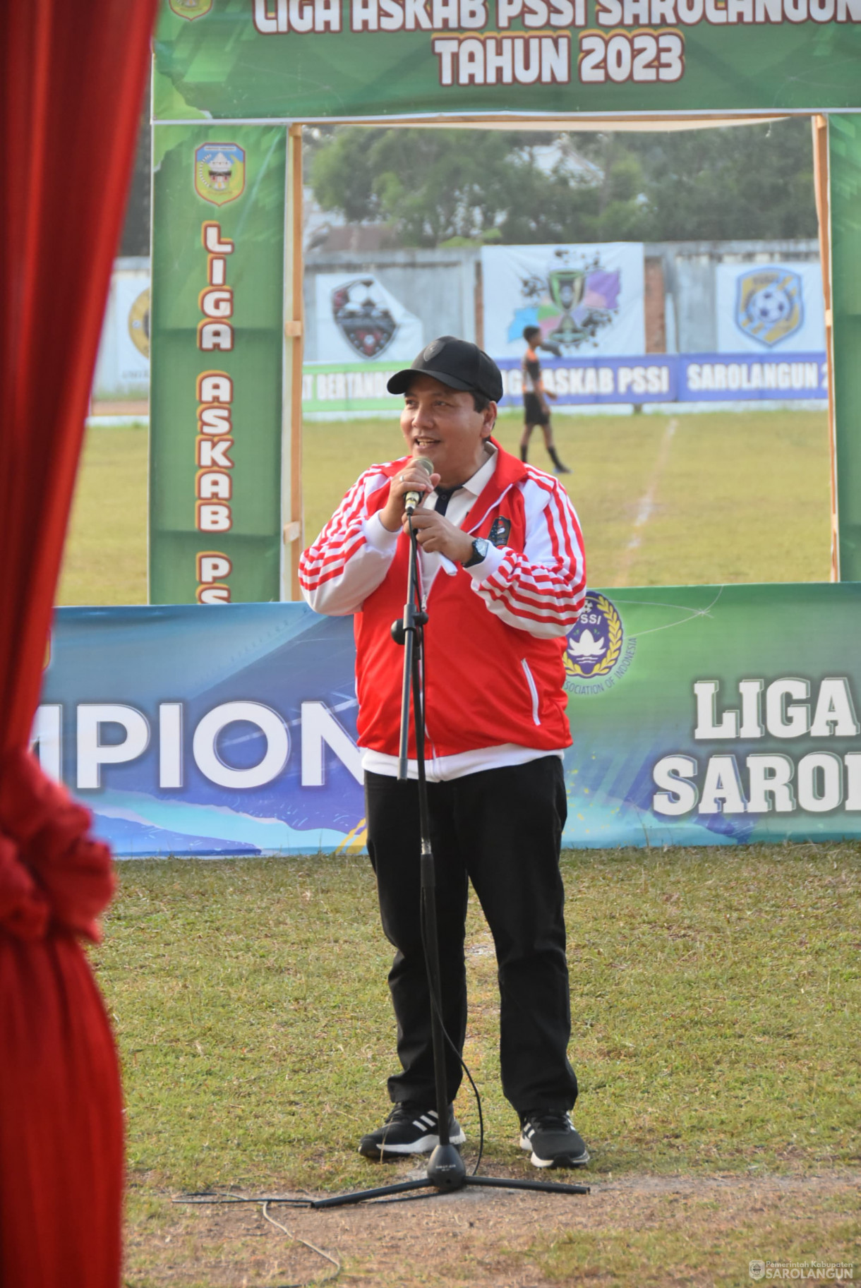 10 September 2023 - Penjabat Bupati Sarolangun Menghadiri Acara Penutupan Liga Askab Sarolangun di Lapangan KONI Sarolangun