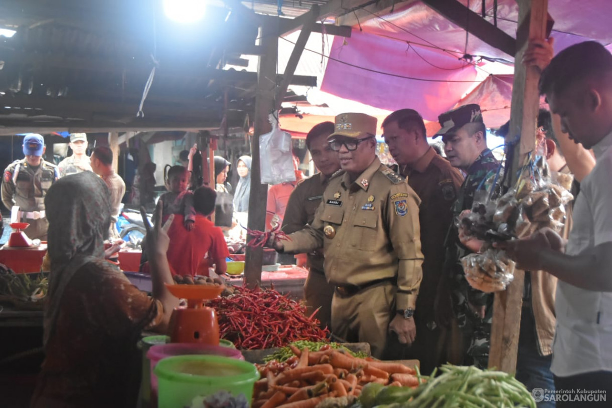 23 Desember 2024 - Sidak Pasar Menjelang Nataru, Bertempat di Pasar Atas Sarolangun