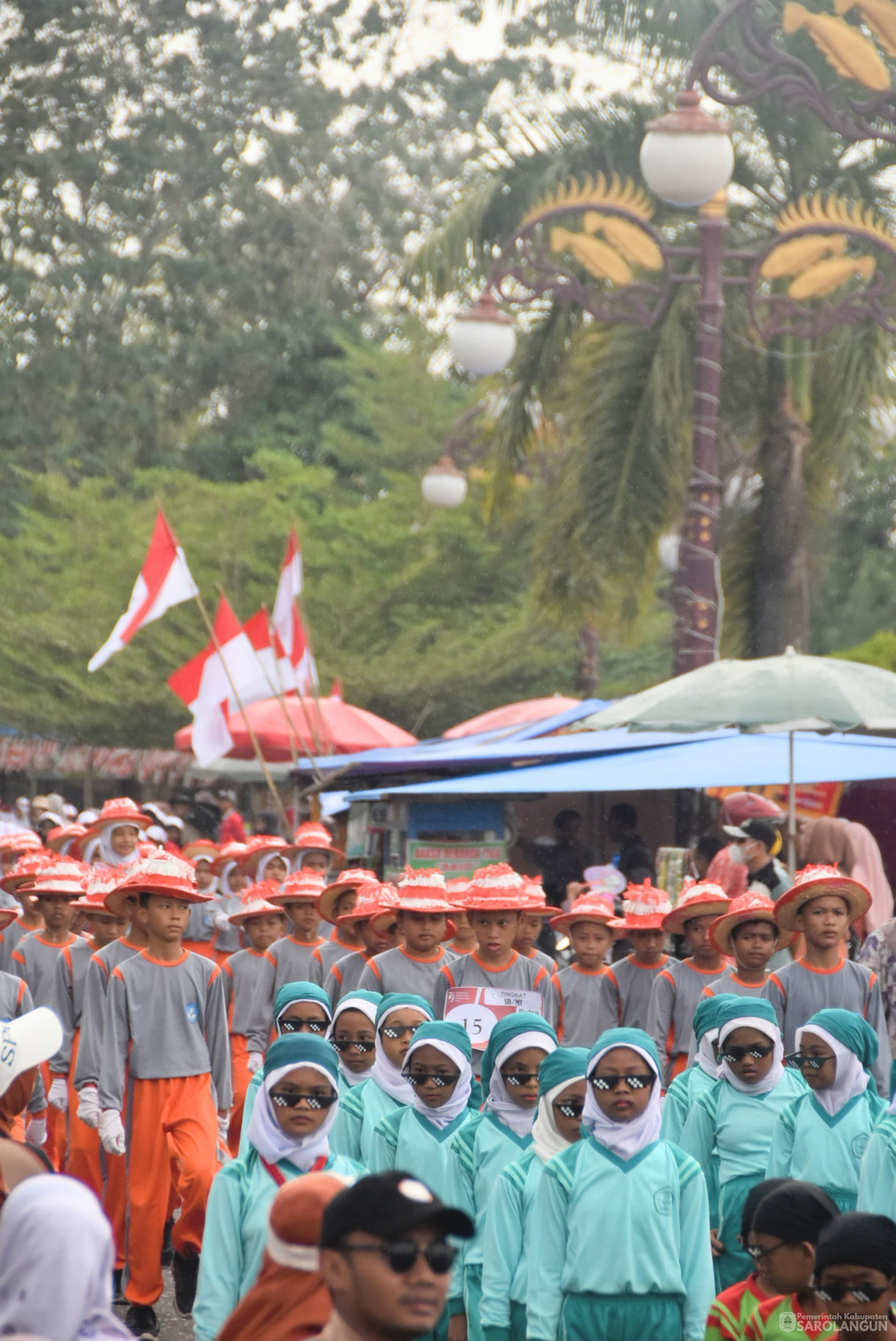 15 Agustus 2024 -&nbsp;Kegiatan Gerak Jalan Memperingati Hari Kemerdekaan RI Ke 79, Bertempat di Depan Rumah Dinas Bupati Sarolangun