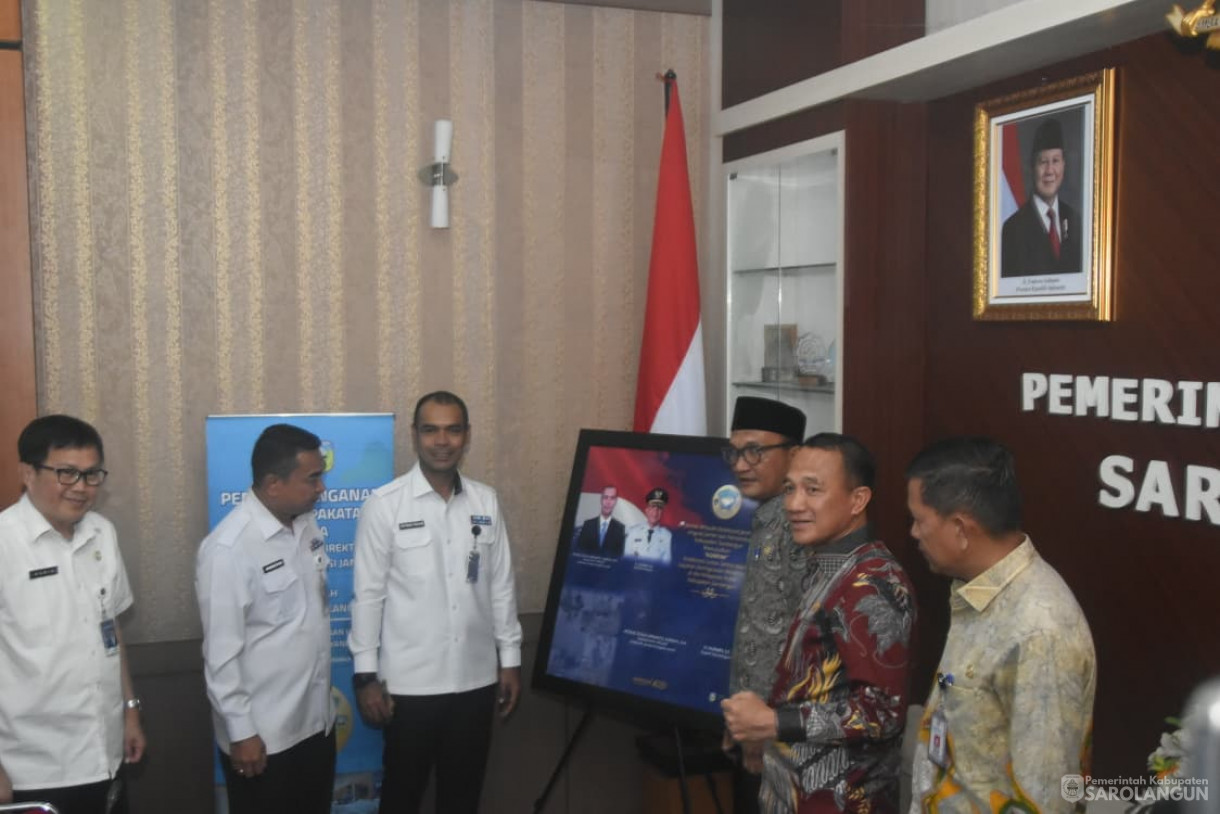 Penandatanganan Kerjasama Antara Pemerintah Kabupaten Sarolangun dengan Kantor Wilayah Direktorat Jenderal Imigrasi Jambi