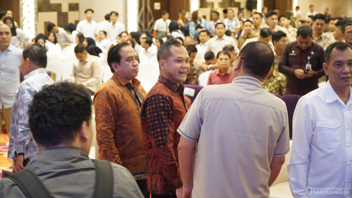 2 Mei 2026 Rapat Konsolidasi Pelaksanaan Program Makan Bergizi Gratis di Provinsi Jambi Oleh Wakil Kepala Badan Gizi Nasional di BW Luxury Hotel Kota Jambi