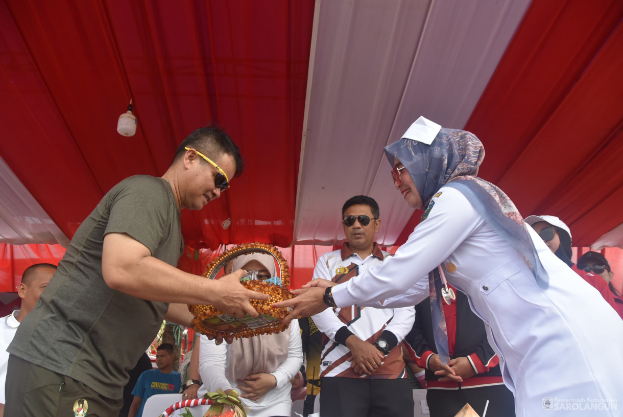 18 Agustus 2024 -&nbsp;Pawai Karnaval Memperingati HUT RI Ke 79, Bertempat di Depan Rumah Dinas Bupati Sarolangun