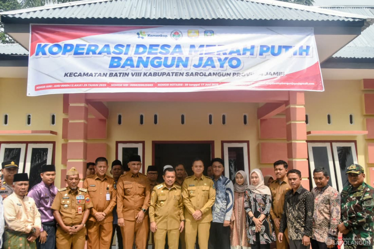 6 Oktober 2025&nbsp; Peninjauan Koperasi Desa Merah Putih Bersama Bapak Gubernur Jambi dan Rombongan