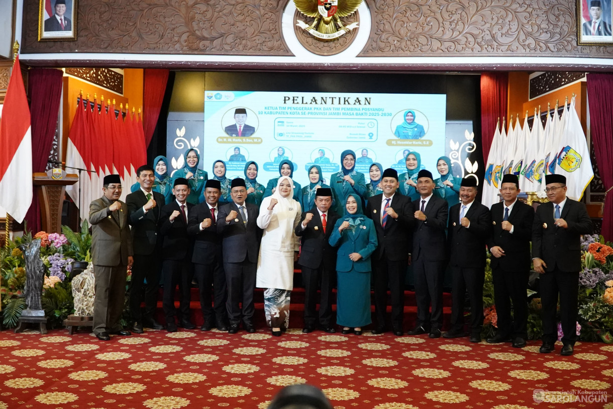 10 Maret 2025 - Pelantikan Ketua TP PKK, Bunda PAUD, Ketua Dekranasda Se Provinsi Jambi Bertempat di Auditorium Rumah Dinas Gubernur Jambi