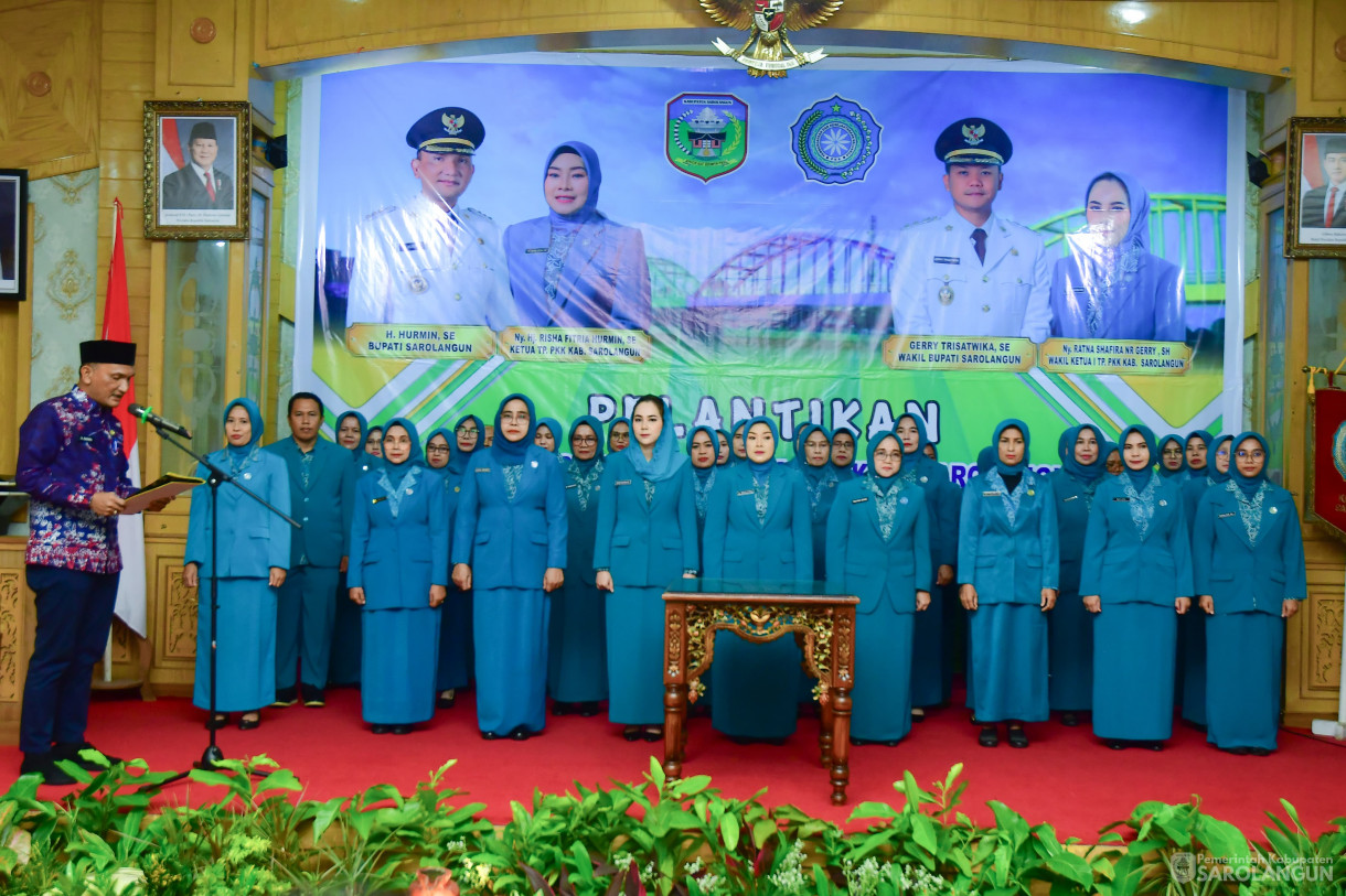 27 Maret 2025 -&nbsp;Pelantikan Pengurus TP PKK Kabupaten Sarolangun Periode Tahun 2025 sd 2030 Oleh Ketua TP PKK Kabupaten Sarolangun Bertempat di Ruang Aula Utama Kantor Bupati Sarolangun