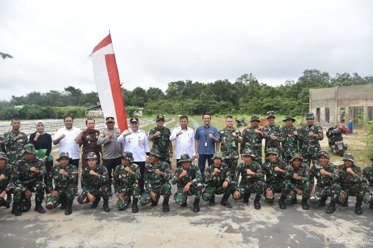 6 Maret 2024 – Tanam Cabe Bersama Forkopimda Di Lahan Kompi Senapan A Yonif 142 KJ