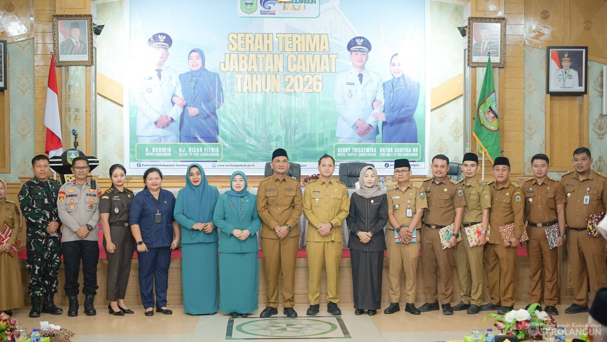 14 April 2026 Serah Terima Jabatan Camat Tahun 2026 di Ruang Aula Utama Kantor Bupati Sarolangun