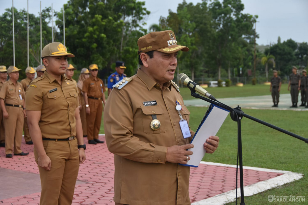 20 November 2023&nbsp; - Penjabat Bupati Sarolangun Memimpin Apel Gabungan Di Lapangan Gunung Kembang Sarolangun