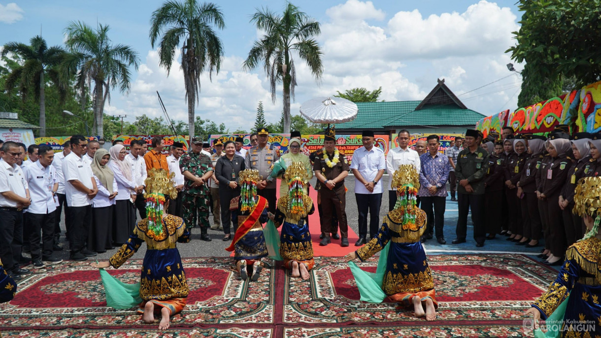 6 Mei 2026 Penyambutan Kepala Kejaksaan Negeri Sarolangun Bapak Taufik, S.H., M.H di Kantor Kejaksaan Negeri Sarolangun