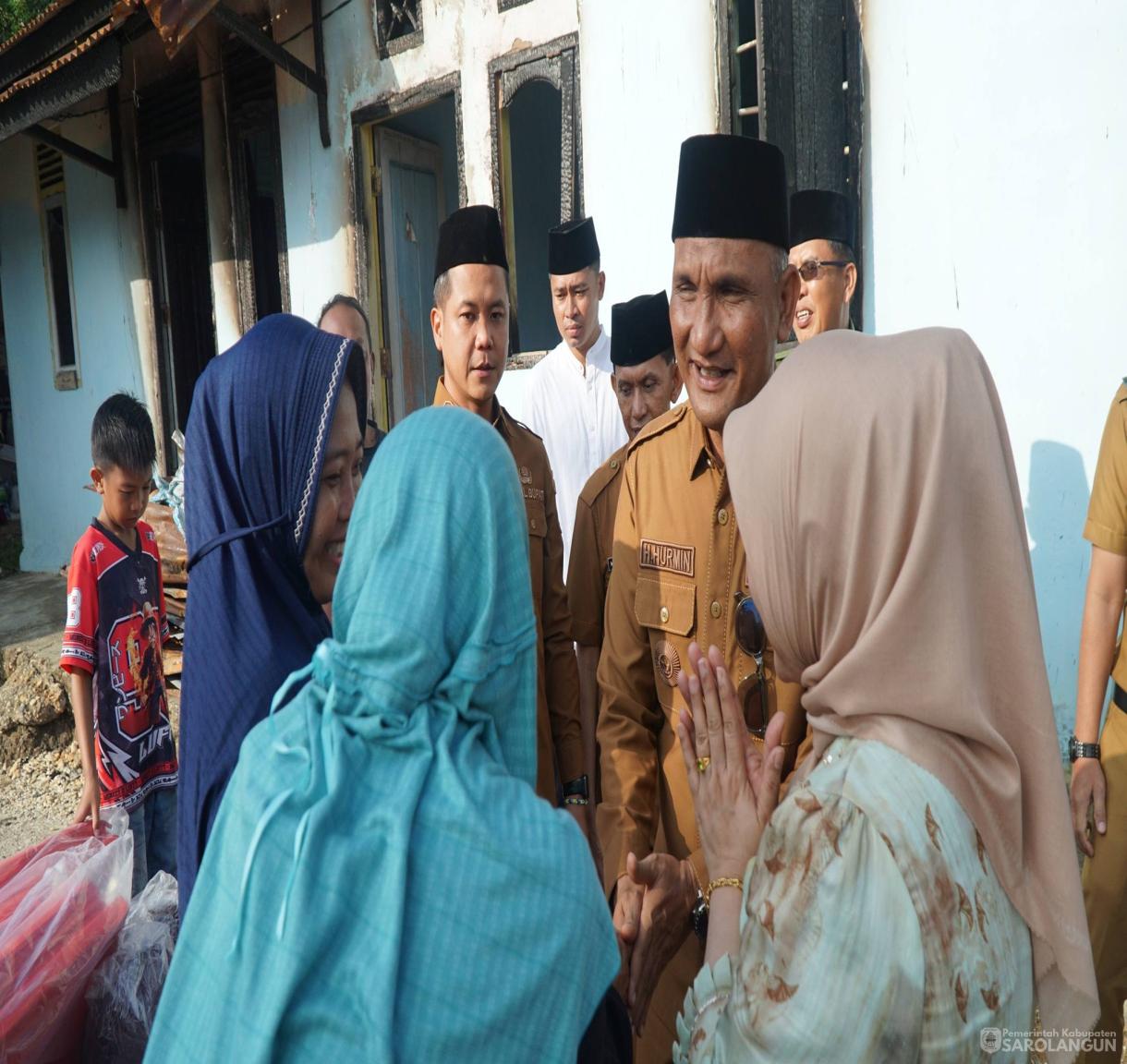 19 Mei 2026 Penyerahan Bantuan untuk Korban Terdampak Kebakaran di samping SMKN 4 Sarolangun