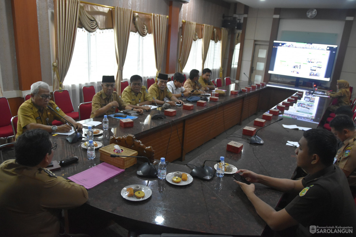 11 Desember 2023 - Rapat TPID Via Zoom Meeting Di Ruang Pola Kantor Bupati Sarolangun