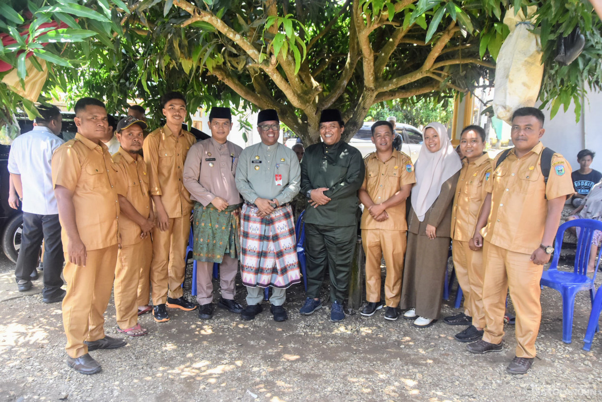 14 Oktober 2024 - Pemberian Bantuan BPJS Ketenagakerjaan, Bertempat di Desa Pulau Lintang Kecamatan Bathin VIII 