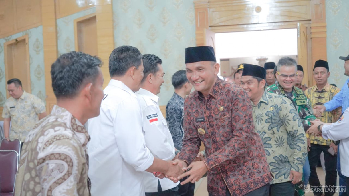 23 Oktober 2025&nbsp; Pembukaan Musyawarah Cabang Luar Biasa Pemilihan Ketua APDESI Merah Putih Kab Sarolangun Periode 2025 sd 2030 Bertempat di ruang pola kantor bupati Sarolangun