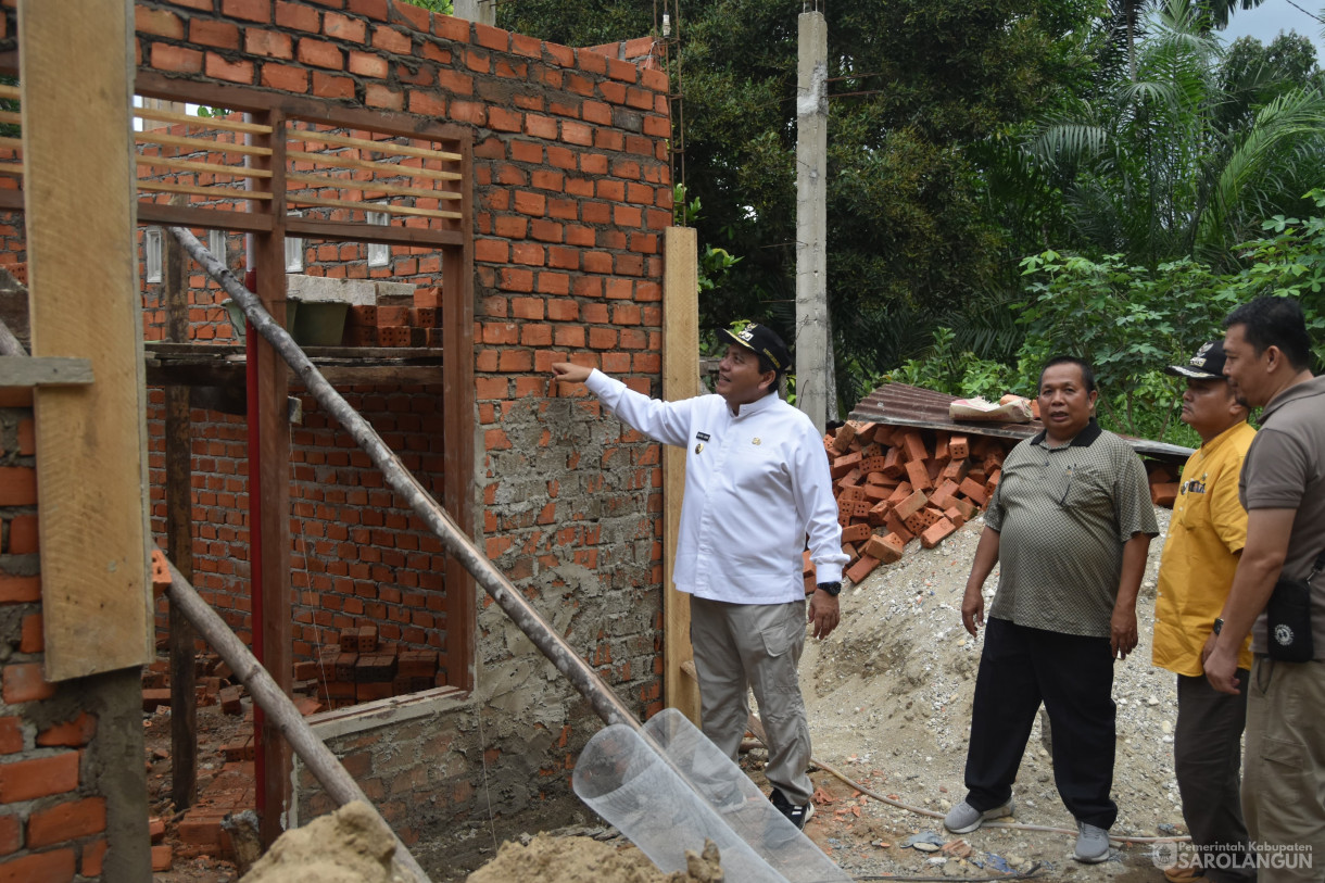 1 Desember 2023 - Meninjau Program Pembangunan Rumah Layak Huni Dalam Rangka Penanganan Kemiskinan Ekstrim Di Kecamatan Cermin Nan Gedang