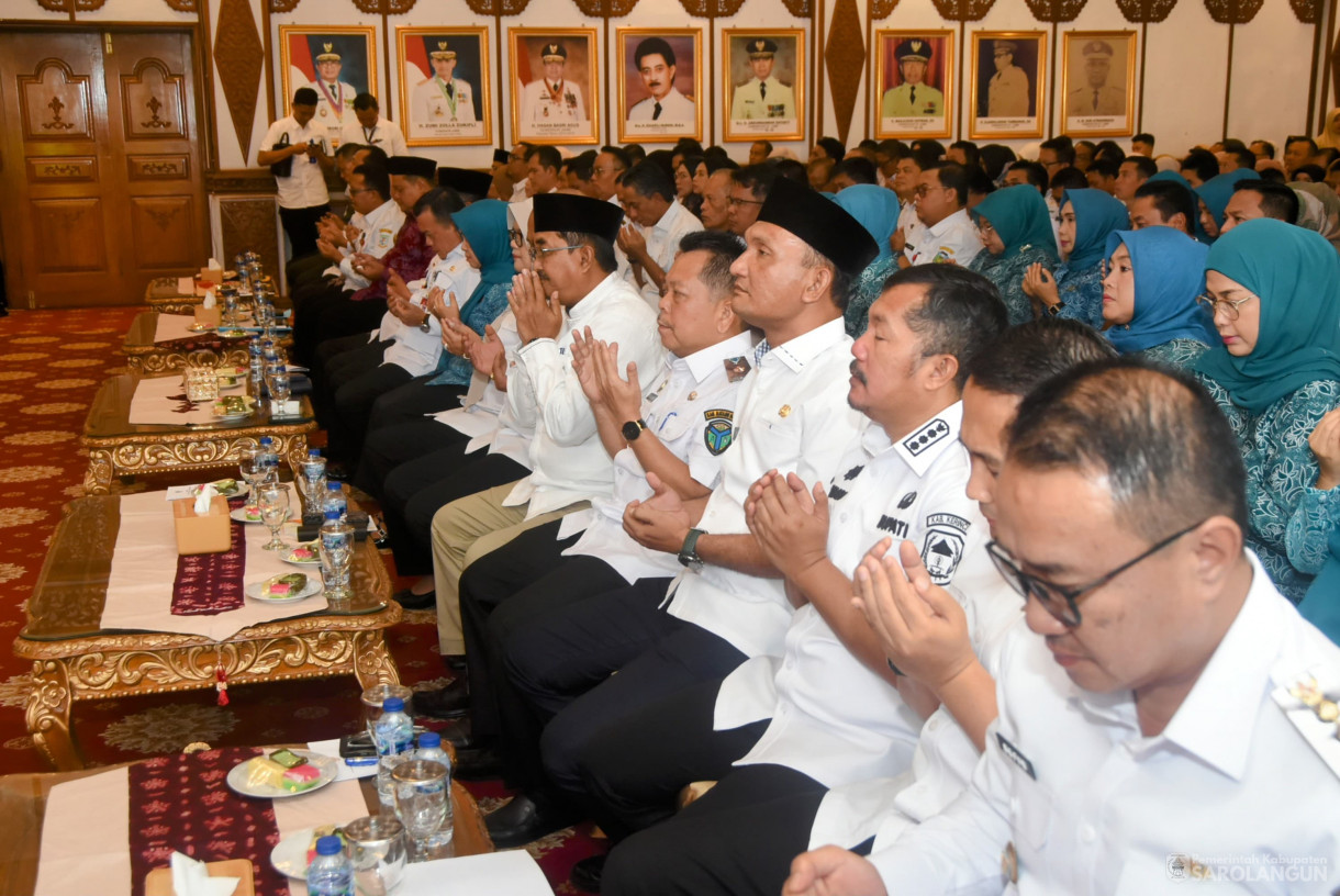 2 Juli 2025 -&nbsp;Pemkab Sarolangun Raih Juara I Penilaian Kinerja Aksi Konvergensi Stunting Kabupaten Kota se Provinsi Jambi