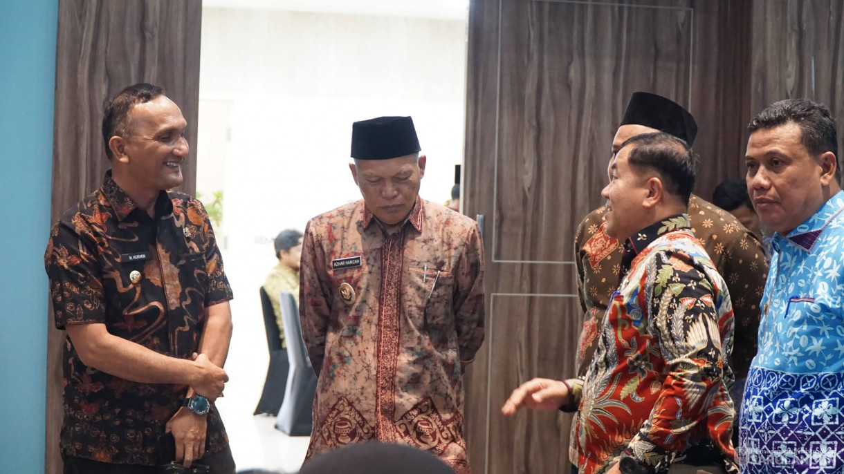 20 Februari 2026 Kegiatan Kunjungan Kerja Reses Komisi II DPR RI di Gedung Mahligai 9 Bank Jambi