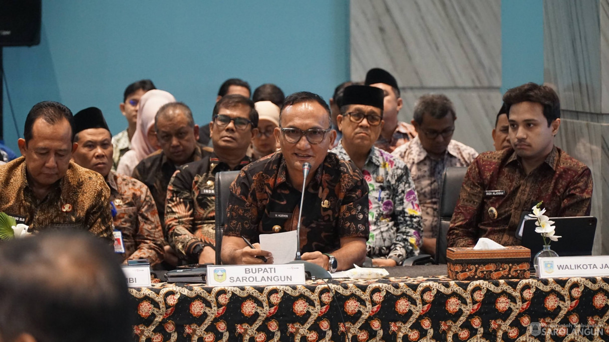 20 Februari 2026 Kegiatan Kunjungan Kerja Reses Komisi II DPR RI di Gedung Mahligai 9 Bank Jambi