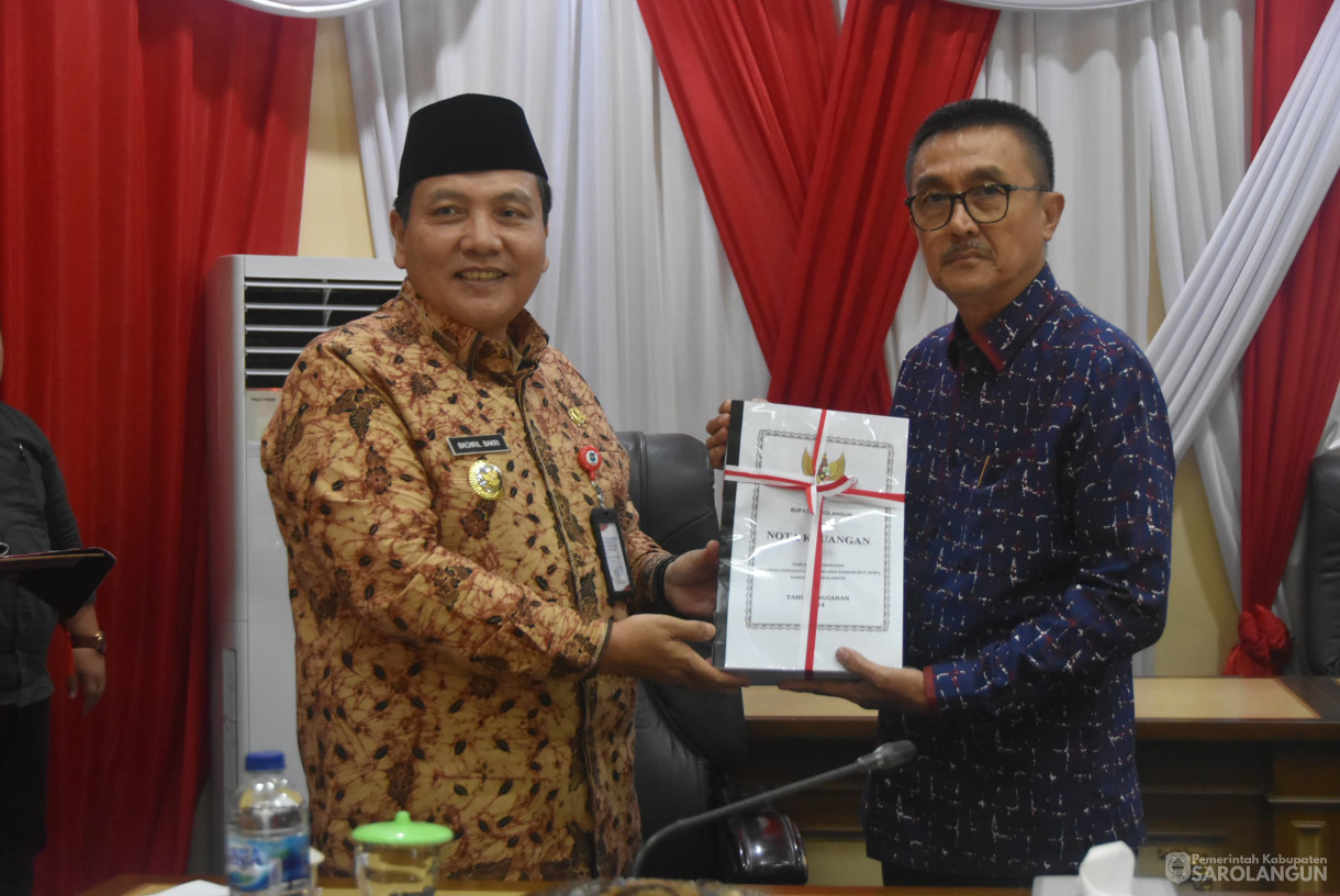 23 Agustus 2024 -&nbsp;Rapat Paripurna Tahap I Tingkat I Penyampaian Rancangan Peraturan Daerah APBD Perubahan Kabupaten Sarolangun TA 2024, Bertempat di Gedung DPRD Sarolangun