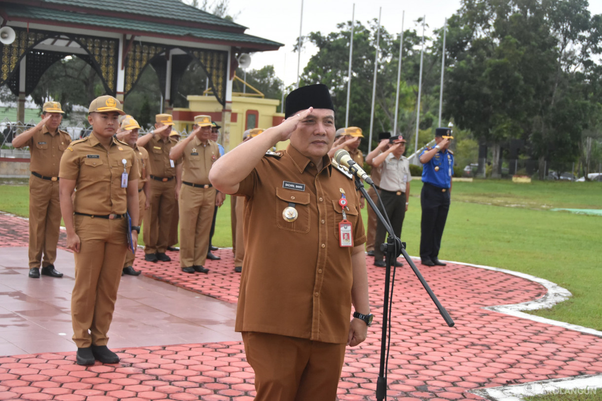 5 Februari 2024 - Apel Gabungan Serta Penyerahan Penghargaan Penyerapan Realisasi Anggaran Dan Penurunan Stunting