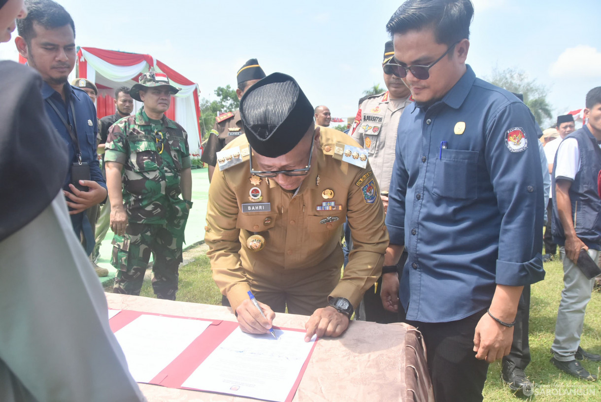 24 September 2024 -&nbsp;Deklarasi Kampanye Damai&nbsp; Pemilihan Bupati Dan Wakil Bupati Sarolangun Tahun 2024, Bertempat di Lapangan Gunung Kembang Sarolangun