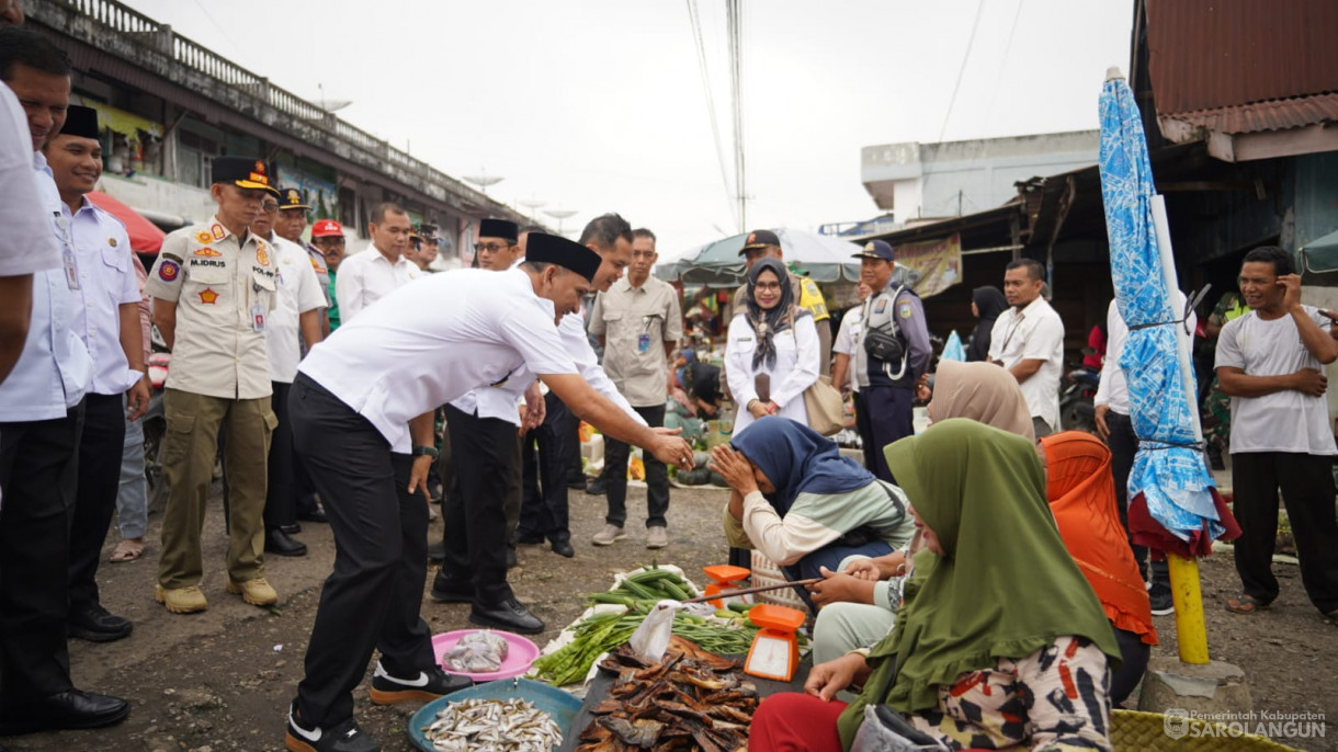 26 Maret 2025 -&nbsp;Sidak Pasar Menjelang Hari Raya Idul Fitri di Pasar Atas Sarolangun