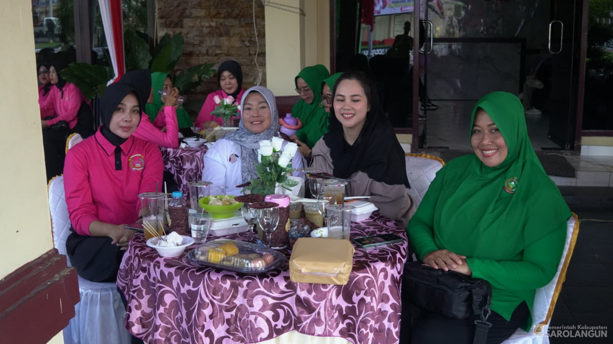 20 Juni 2025 - Bupati Sarolangun Hurmin Hadiri Olahraga Bersama Sambut HUT Bhayangkara ke 79 Tahun 2025&nbsp;