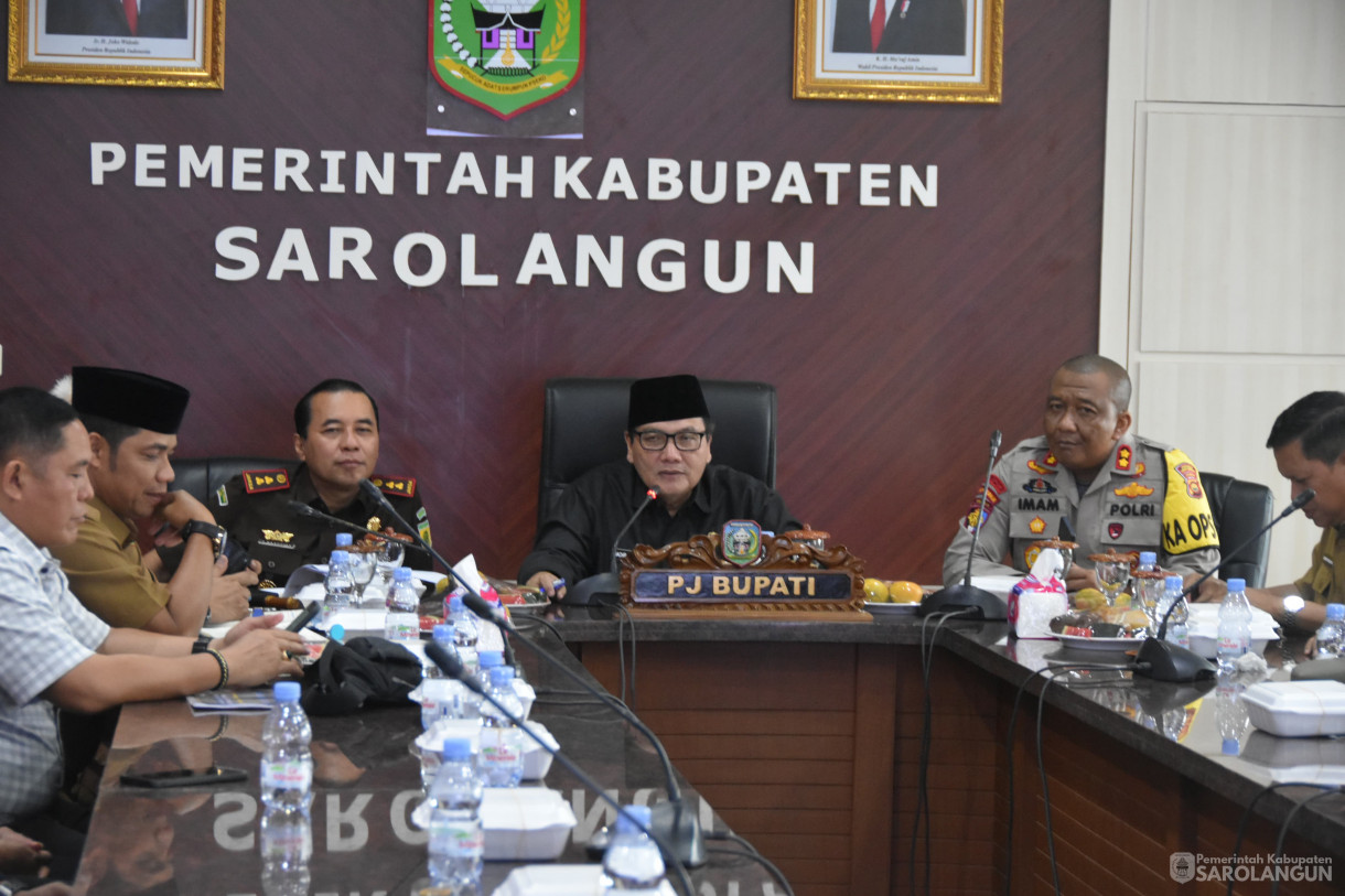 12 Desember 2023 - Rapat Forkopimda Persiapan Natal Dan Tahun Baru Di Ruang Pola Utama Kantor Bupati Sarolangun