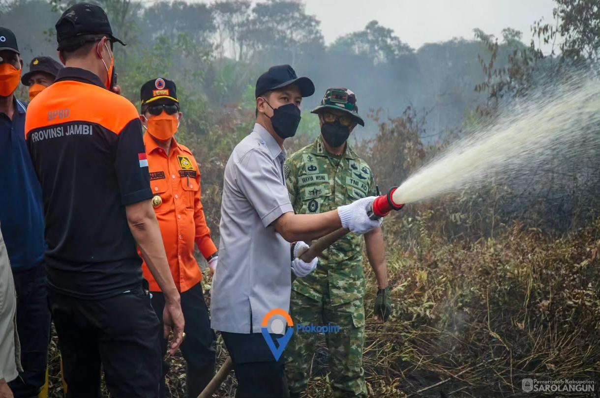 25 Agustus 2026 Peninjauan secara langsung Kebakaran Hutan dan Lahan di Desa Lubuk Kepayang Kecamatan Air Hitam