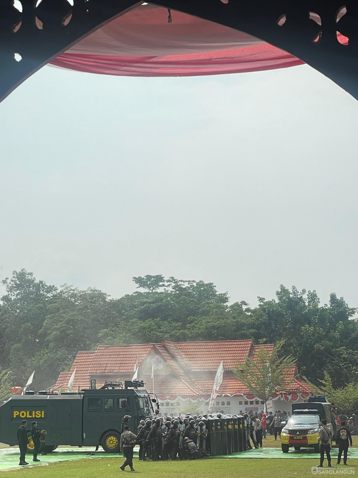 26 Agustus 2024 - Apel Gelar Pasukan Operasi Mantap Praja Siginjai 2024 dalam Rangka Pengamanan Pilkada Bupati dan Wakil Bupati Kab.Sarolangun dan Latihan Simulasi Sispam Kota, Bertempat di Lapangan Gunung Kembang Sarolangun