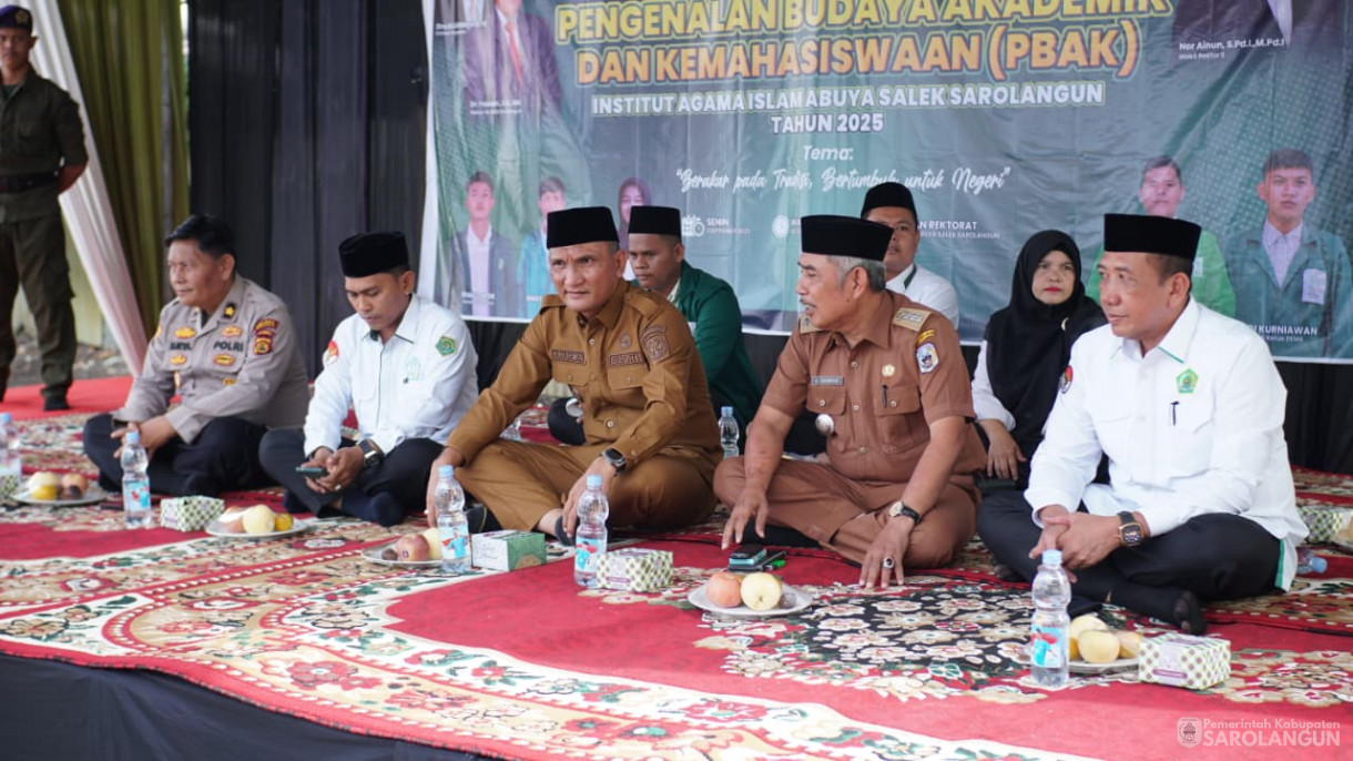 1 September 2025&nbsp; Bupati Sarolangun&nbsp; Membuka acara Pengenalan Budaya Akademik Dan Kemahasiswaan&nbsp; Institut Agama Islam Abuya Salek Sarolangun Tahun 2025 Bertempat di Kampus Institut Agama Islam Abuya Salek, Kecamatan Pelawan