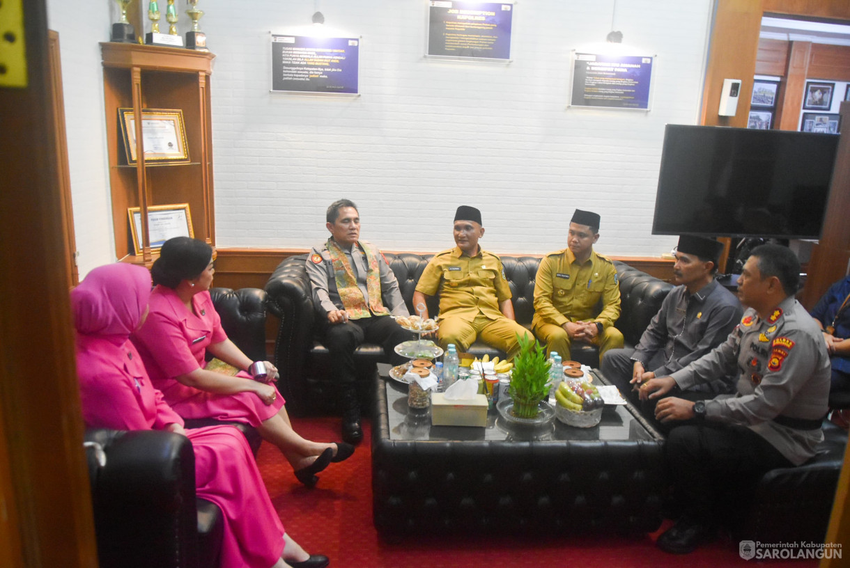 22 April 2025 - Penyambutan Kapolda Jambi Beserta Istri