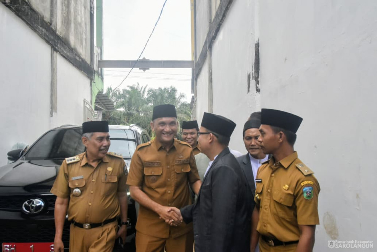 14 Oktober 2025&nbsp; Peringatan Hari Santri Nasional Tahun 2025 di Ponpes Serambi Mekah Al Aziziyah Desa Pelawan Jaya
