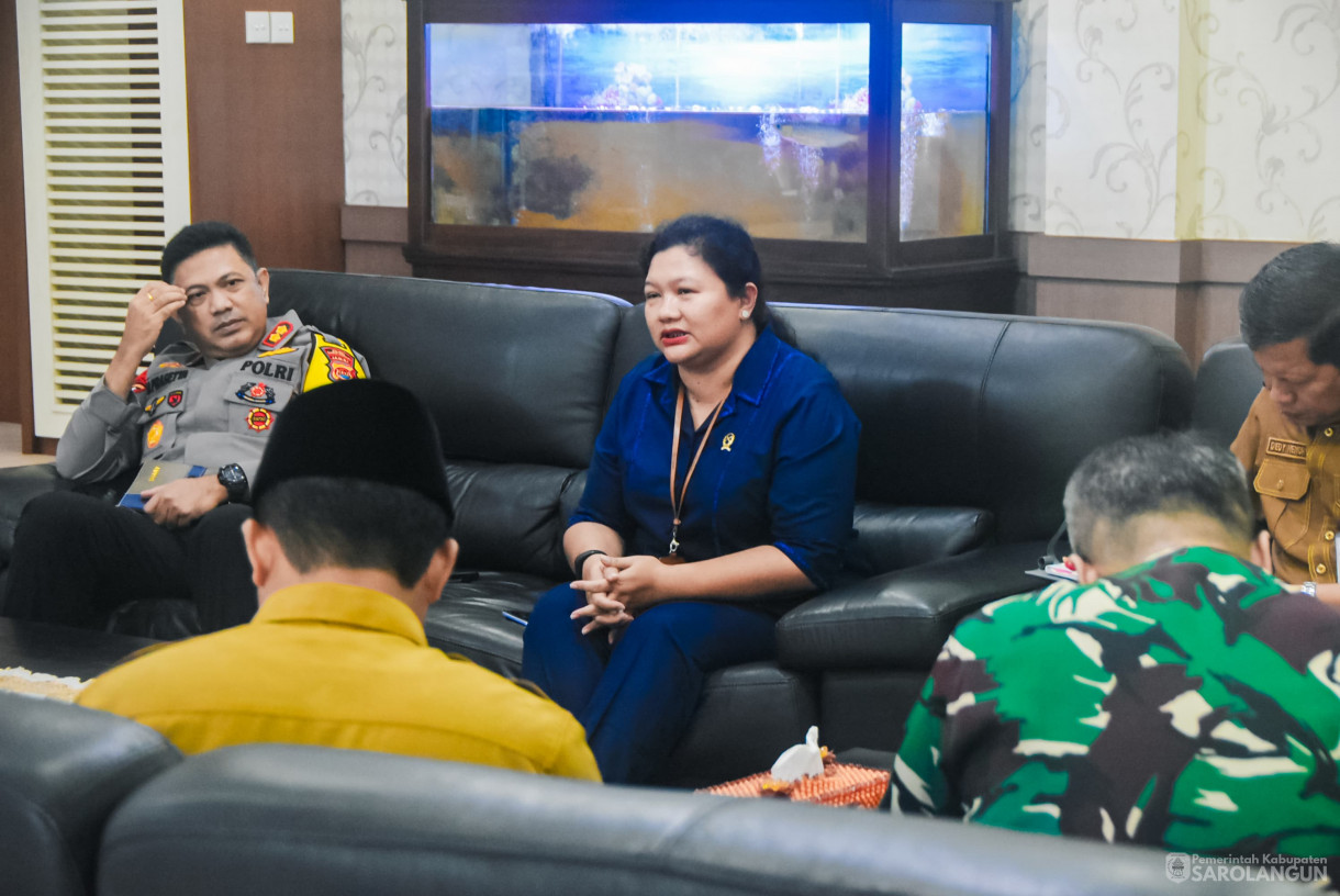25 Maret 2025&nbsp; - Rapat Bersama Pimpinan&nbsp; Forkopimda Bertempat di Ruang Kerja Bupati Sarolangun