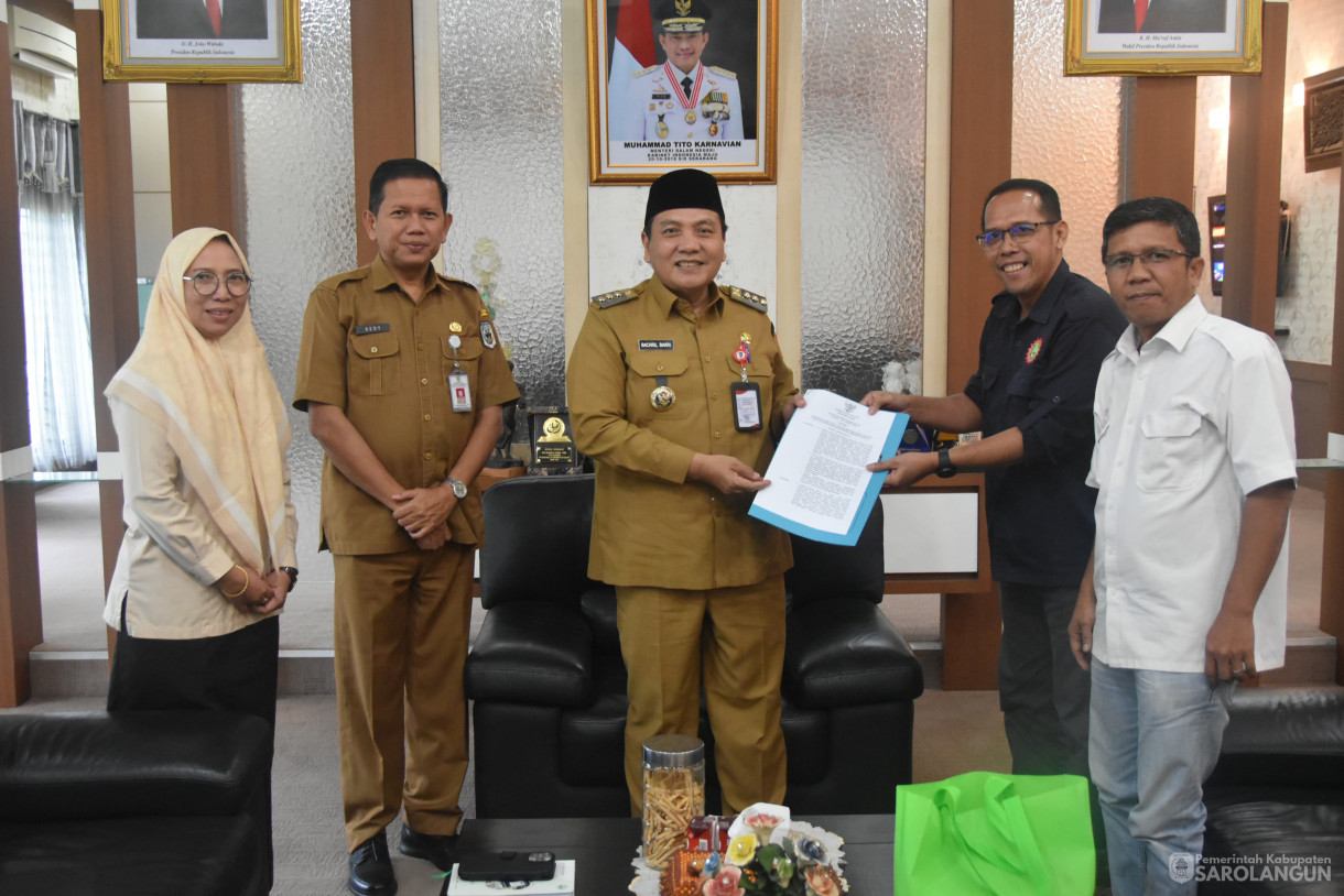 9 Juli 2024 -&nbsp;Audiensi Dengan PTPN Sarolangun, Bertempat di Ruang Kerja Bupati Sarolangun