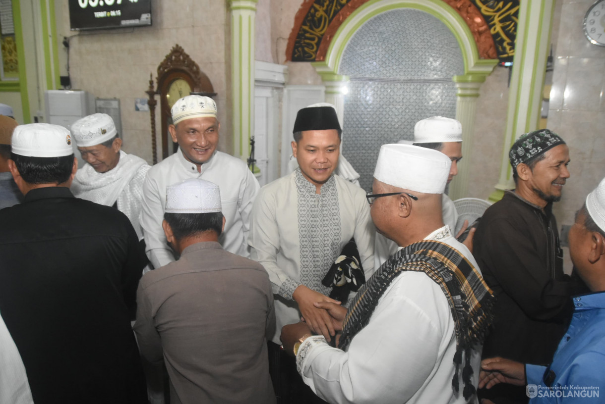 10 Juli 2025 -&nbsp;Sholat Subuh Berjamaah dan Tausiyah Ustadz Dr. KH. Habib Segaf Baharun S.Hi, MHi Pimpinan Ponpes Dalwa Jawa Timur