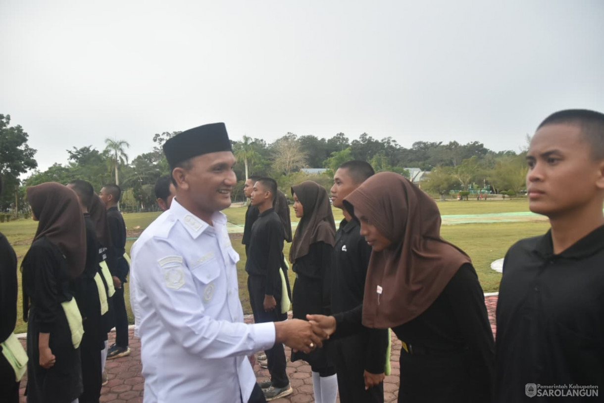 13 Agustus 2025 - Mengecek Kesiapan Peserta Paskibraka yang akan bertugas pada tanggal 17 Agustus 2025 di Lapangan Gunung Kembang