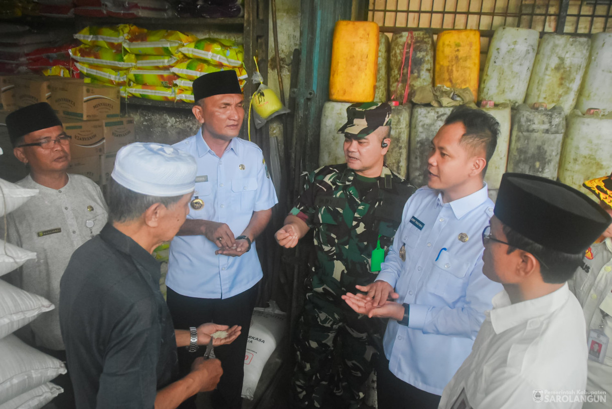 26 Maret 2025 -&nbsp;Sidak Pasar Menjelang Hari Raya Idul Fitri di Pasar Atas Sarolangun