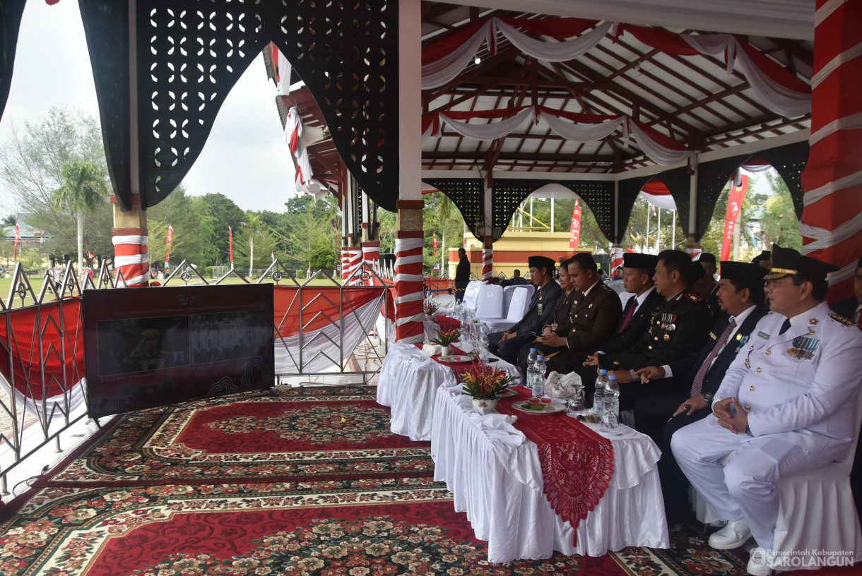 17 Agustus 2024 -&nbsp;Menyaksikan Melalui Zoom Meeting Upacara Pengibaran Bendera Merah Putih Di Ibukota Nusantara, Bertempat di Lapangan Gunung Kembang Sarolangun