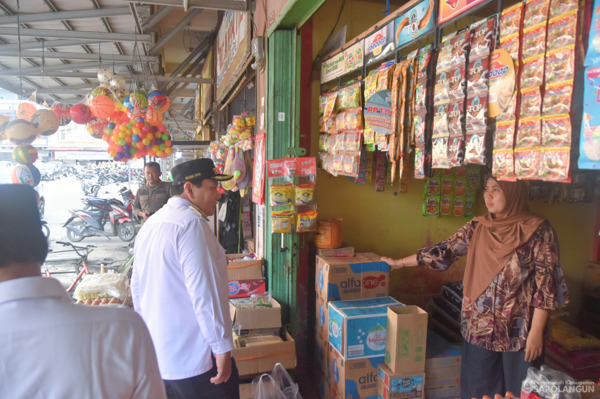 29 Mei 2024 - Launching Kedai Pangan Pemkab Sarolangun Di Ceria Toserba Sarolangun, Gerakan Pasar Murah, Meninjau Harga Bahan Pokok Di Pasar Atas Sarolangun, Meninjau J