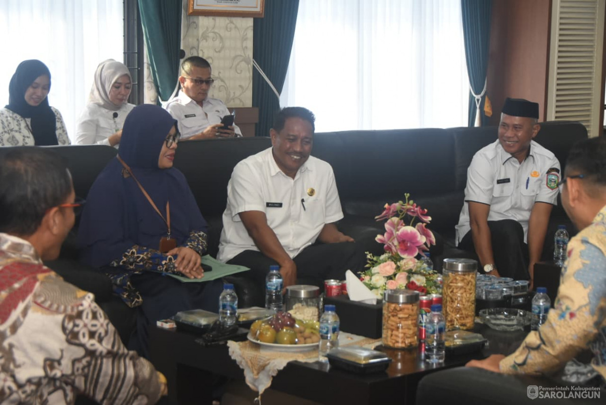 27 Agustus 2025&nbsp; Penandatanganan MOU Kerjasama Antara Kantor Wilayah Direktorat Jenderal Perbendaharaan Provinsi Jambi Dengan Pemerintah Kabupaten Sarolangun