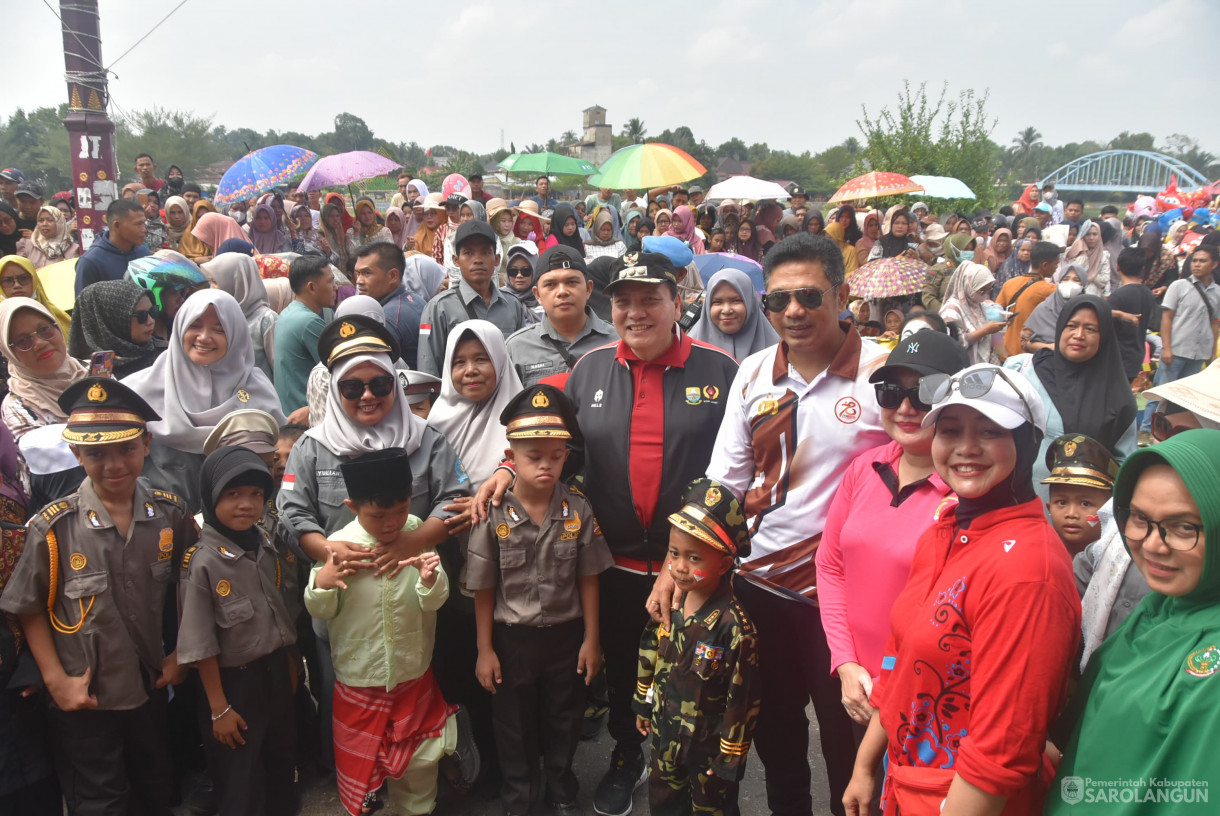 18 Agustus 2024 -&nbsp;Pawai Karnaval Memperingati HUT RI Ke 79, Bertempat di Depan Rumah Dinas Bupati Sarolangun