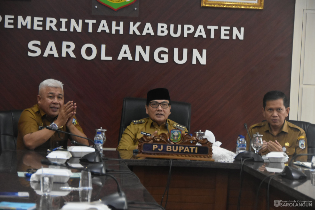 9 Juli 2024 -&nbsp;Rapat Koordinasi Kesiapan Penyelenggaraan Pilkada Serentak Tahun 2024 Via Zoom Meeting, Bertempat di Ruang Pola Utama Kantor Bupati Sarolangun