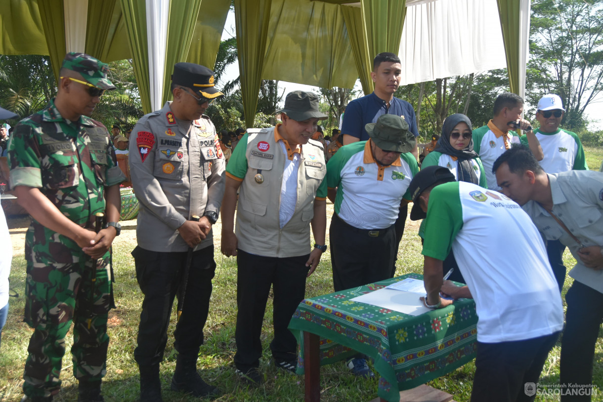 12 Juni 2024 -  Hari Lingkungan Hidup Sedunia Dengan Tema Penyelesaian Krisis Iklim Dengan Inovasi Dan Prinsip Keadilan Di Desa Monti Kecamatan Limun Dan Penebaran Beni